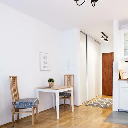 Arkadia Chillout By Bookinghost